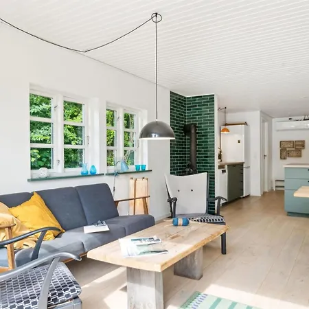 Riana - 700m From The Sea By Interhome
