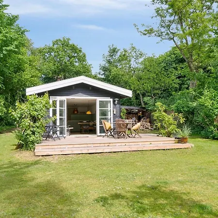 Riana - 700m From The Sea By Interhome